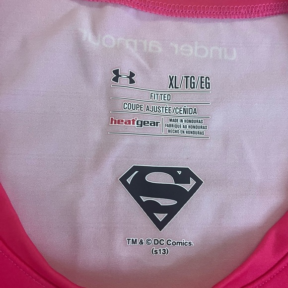 DC Superman hot pink Under Armor top - Picture 3 of 6